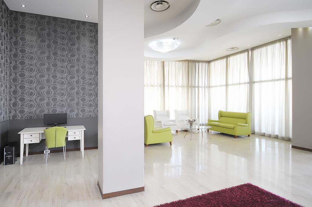 Rolling Hotel Casoria Zewnętrze zdjęcie