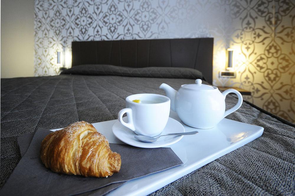 Rolling Hotel Casoria Zewnętrze zdjęcie