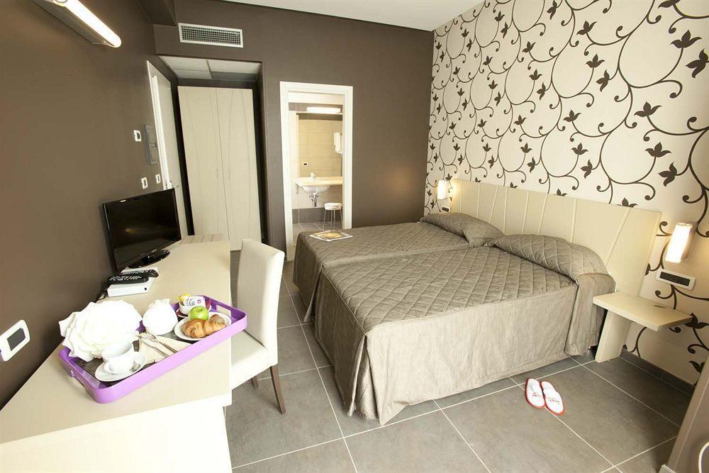 Rolling Hotel Casoria Zewnętrze zdjęcie